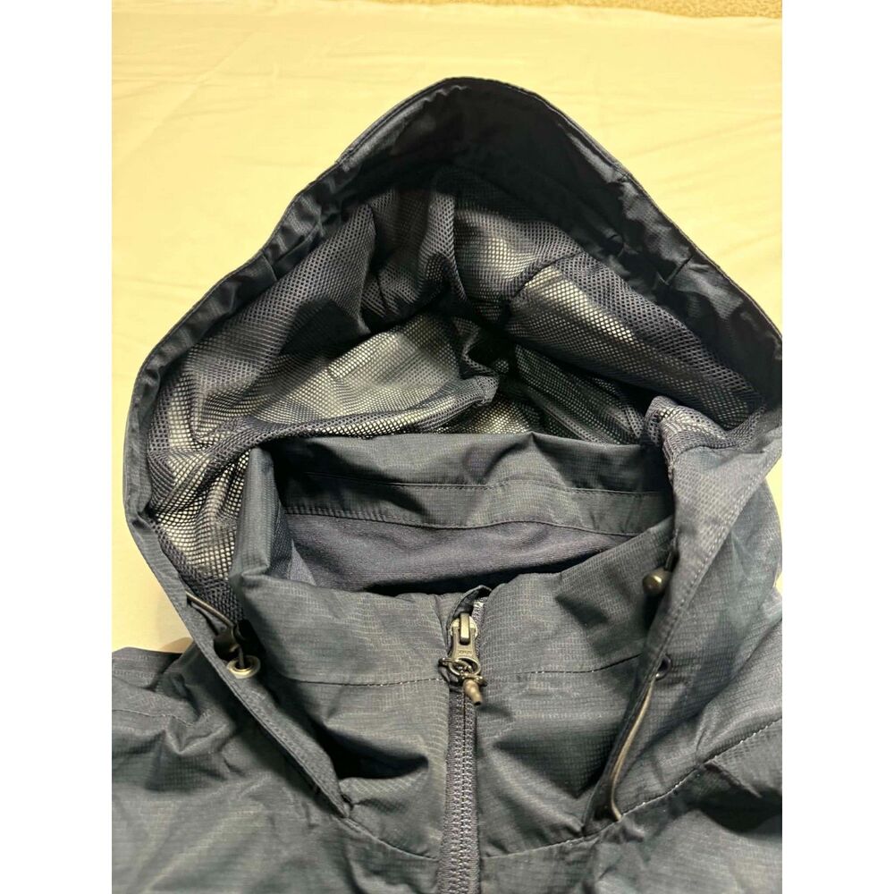 Adidas Climaproof womans rain jacket Size small - Picture 3 of 15